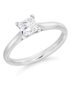 Platinum princess cut diamond single stone engagement ring. 0.80cts
